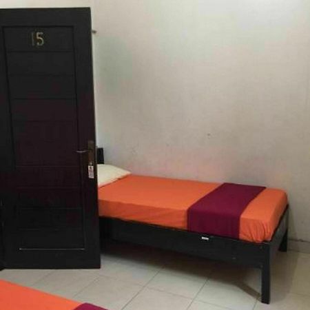 Hotel Serasi Syariah Tangerang Buitenkant foto